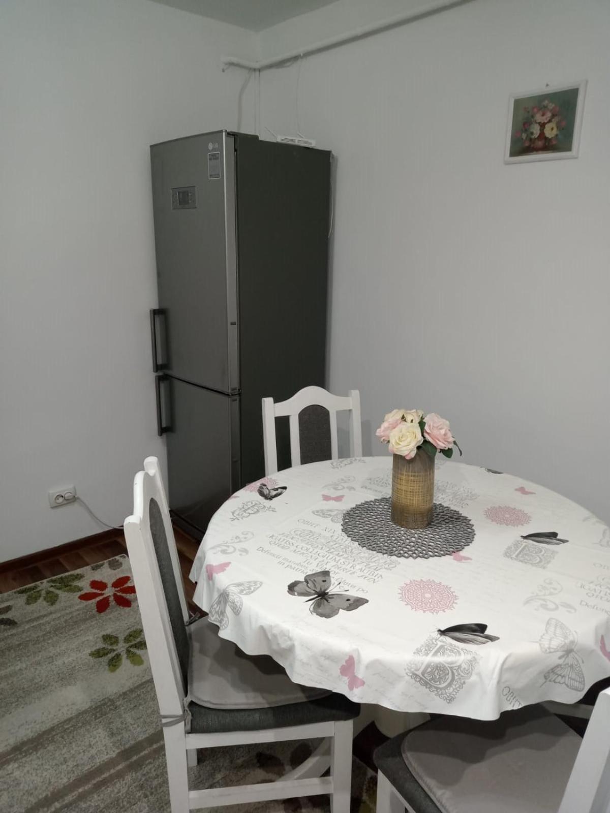 Penti Apartament Suceava Extérieur photo